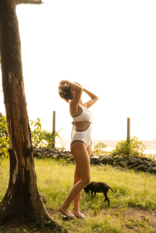 CONTRAST MONOKINI